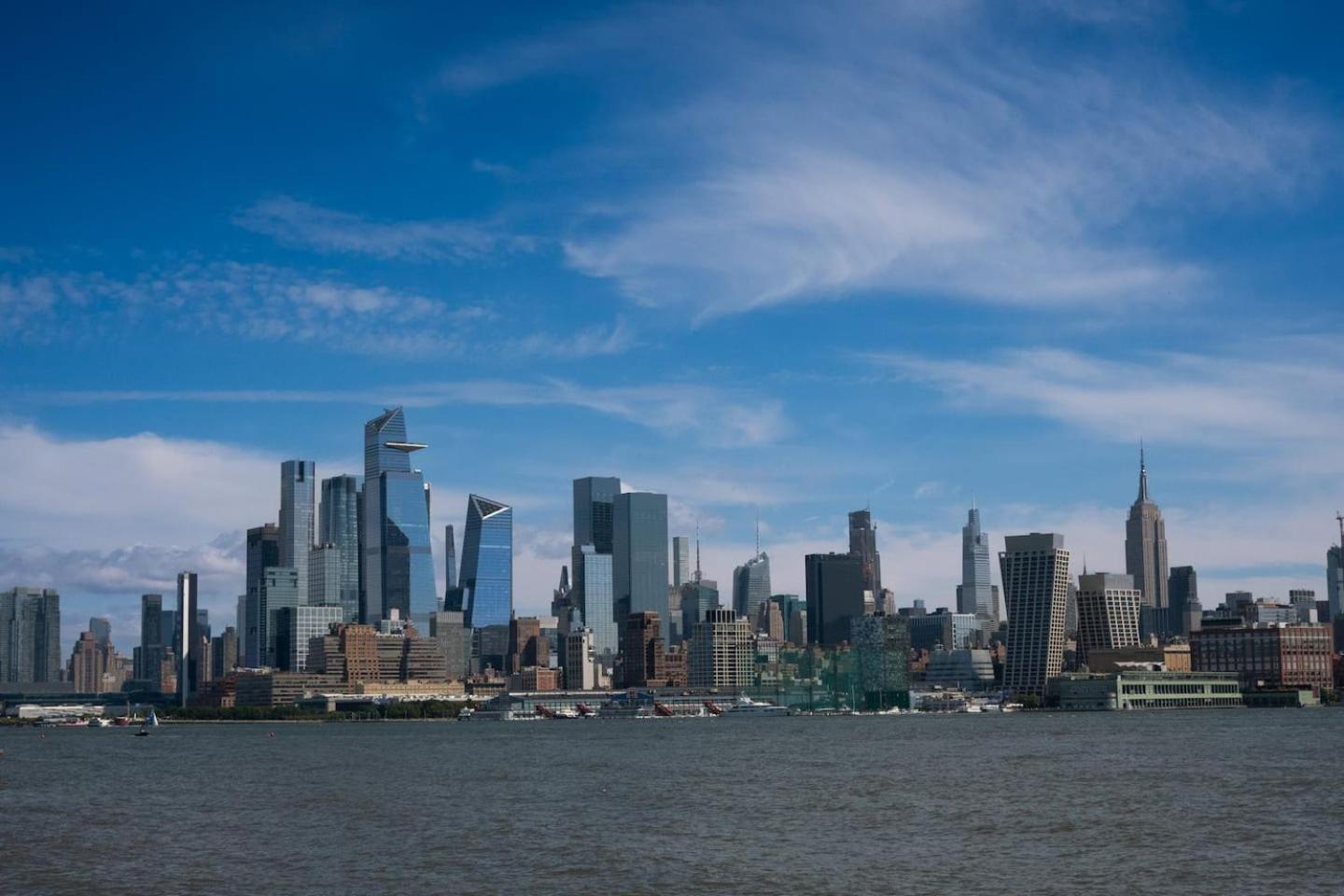 Newluxe 2bd2ba W Pool & Hoboken